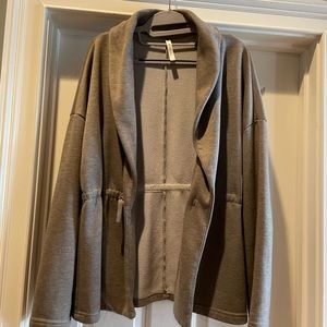 GUC L Grey Fabletics Jacket